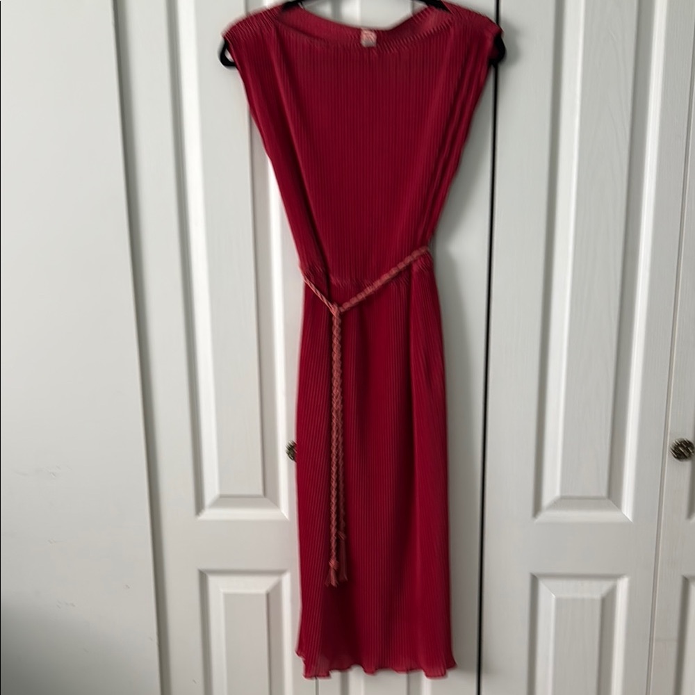 Elegant Red pleated vintage Sleeveless Dress